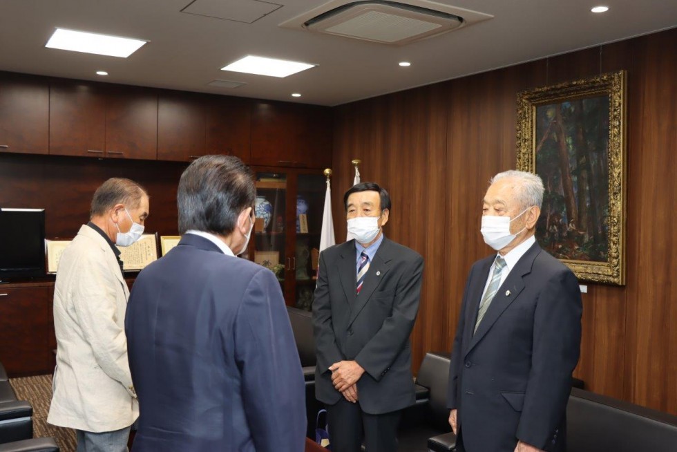 長年の活動に表彰状　～香々地愛育会顧問　熊井　進さん～の画像2