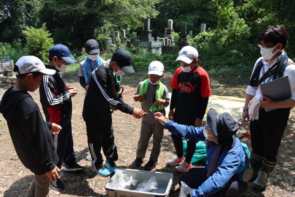 別府大学「大原古墳」第2次発掘調査　～小学生も体験しました～の画像17