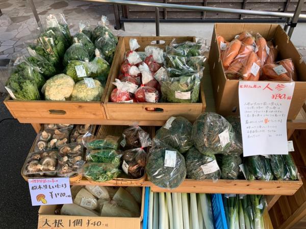 豊後高田市内で採れた野菜を販売しています！マルシェでは特に多くの野菜が出荷されるのでお買い得です◎の画像
