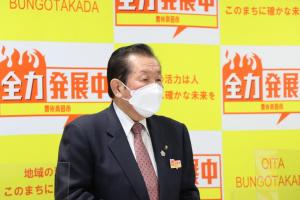 挨拶する佐々木市長