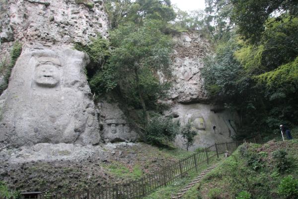 熊野磨崖仏（くまのまがいぶつ）の画像1