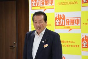 佐々木市長が激励