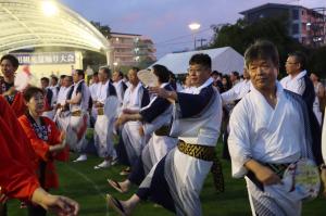 団体踊りの写真18