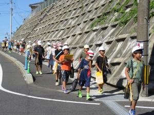 玉の井水路へ移動中