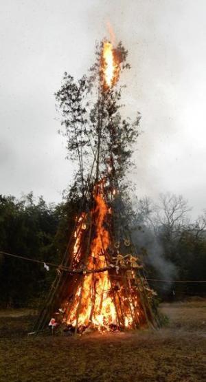 どんど焼きのイメージ写真