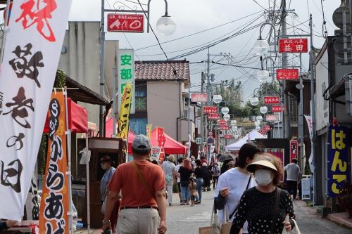 プラチナ市の様子