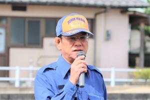 あいさつする安田副市長