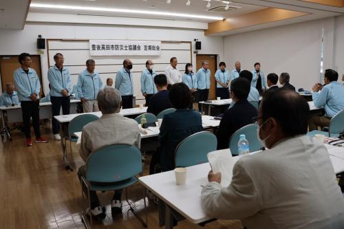 新役員あいさつの写真