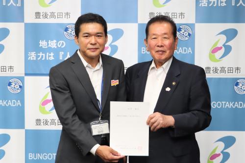 記念撮影の様子