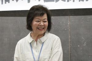 渡辺会長があいさつをしている写真