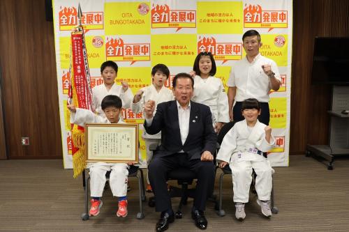 記念撮影の写真