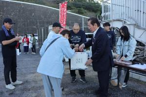 真玉会場の抽選会の写真