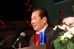 佐々木市長があいさつをしている写真