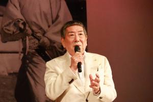 お話しする大瀬さん