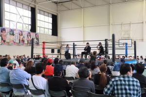 大仁田さんらによるトークバトルの写真