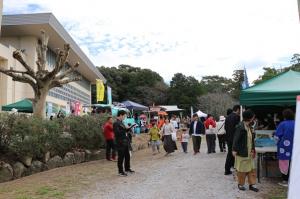 体育センター入り口付近の写真