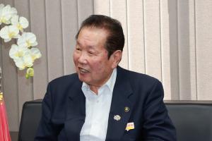 佐々木市長の写真