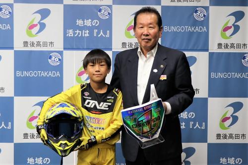 記念撮影した写真