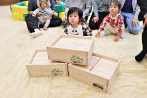 贈呈された積木セット