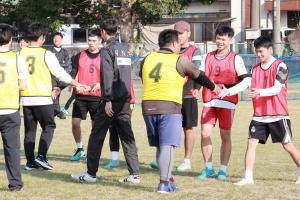 試合後の握手の様子