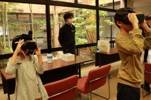 おおいた防災VRを活用した土砂災害の疑似体験の写真