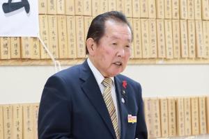 あいさつをしている佐々木市長の写真