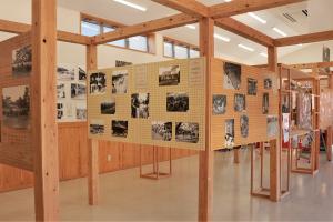 写真展の様子（全景２）