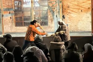 香水の法舞を行っている写真