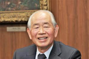 お礼を述べる北畠さん