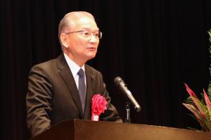佐藤県議会議員による式辞の写真