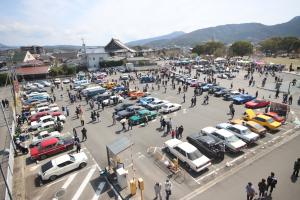 レトロカー大集合の様子