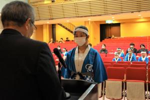 そば打ち教室の修了証書授与の写真