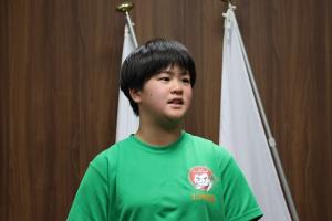 決意表明をしている永廣さんの写真