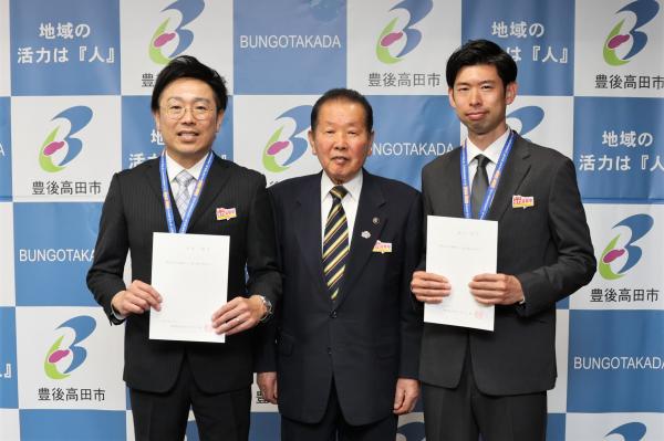 記念撮影の様子