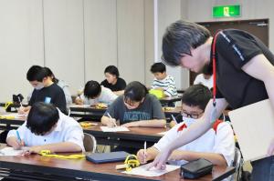 テキスト学習の様子