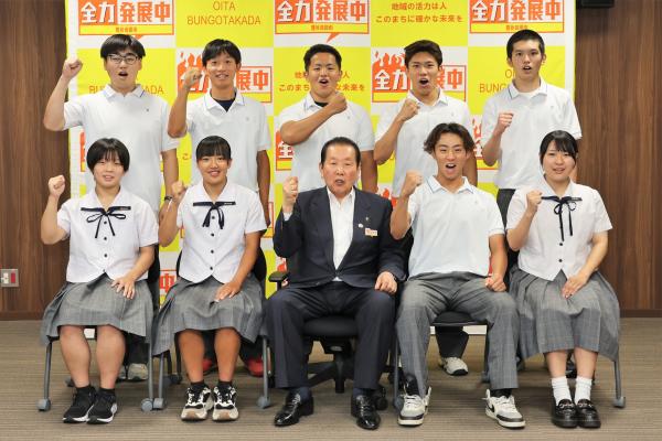 記念撮影の様子