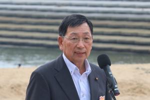 阿部市議会議長の写真