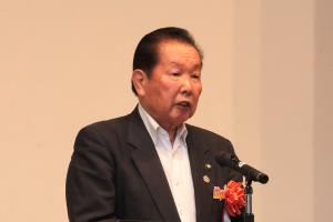 あいさつをする佐々木市長の写真