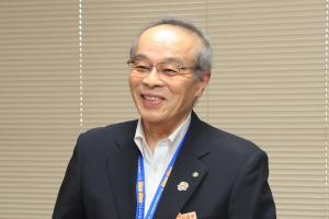 河野教育長のあいさつの写真