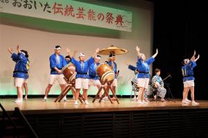草地おどり２枚目