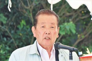 あいさつをする佐々木市長
