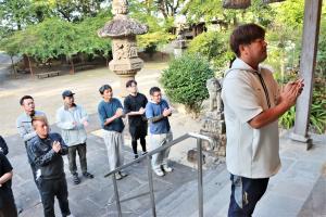 若宮八幡神社参拝の様子
