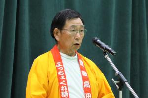 あいさつをしている阿部市議会議長の写真