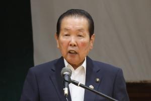佐々木市長があいさつをしている写真