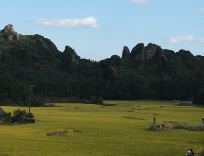 間戸の岩峰の画像