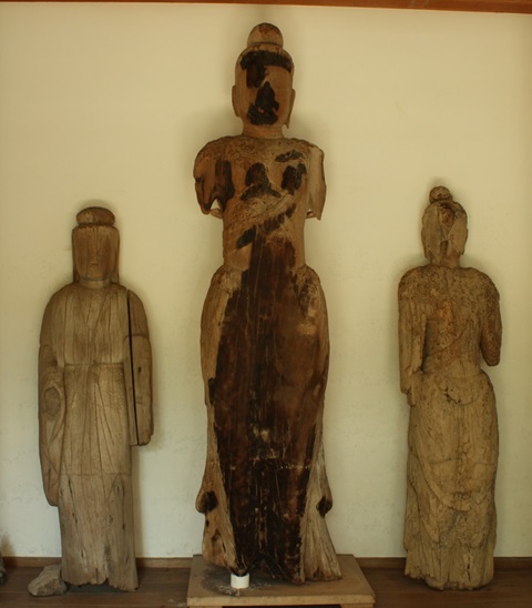 「国東のヴィーナス」木造聖観音立像の画像
