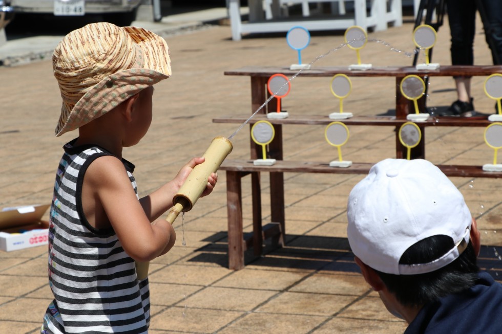 的をよ～く狙って！昭和の水鉄砲大会！　－昭和ロマン蔵で夏祭りを開催中－の画像3