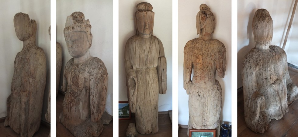 （右から順に）木造如来形坐像・木造菩薩形立像(1)・木造吉祥天立像・木造菩薩形立像(2)・木造如来形立像の画像