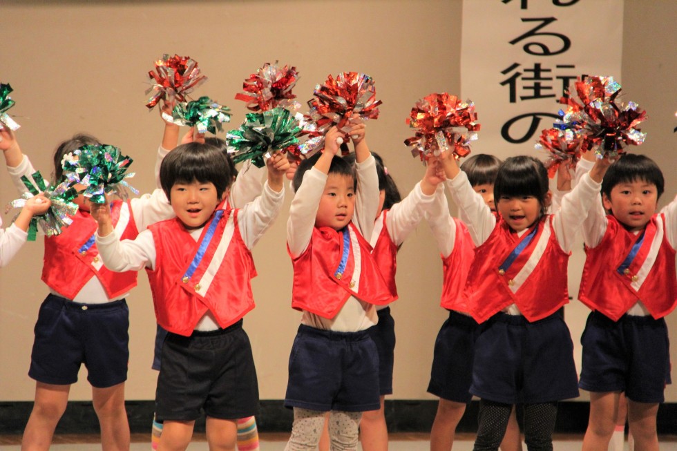 オープニングアトラクション　夢いろ幼稚園児による「飲んだらのれん」ダンスの画像1