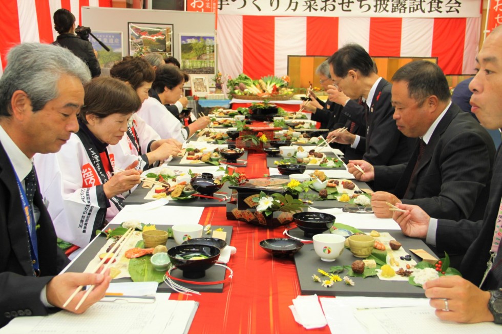 海山の幸をふんだんに！　－「手づくり万菜おせち」完成披露試食会 ーの画像11